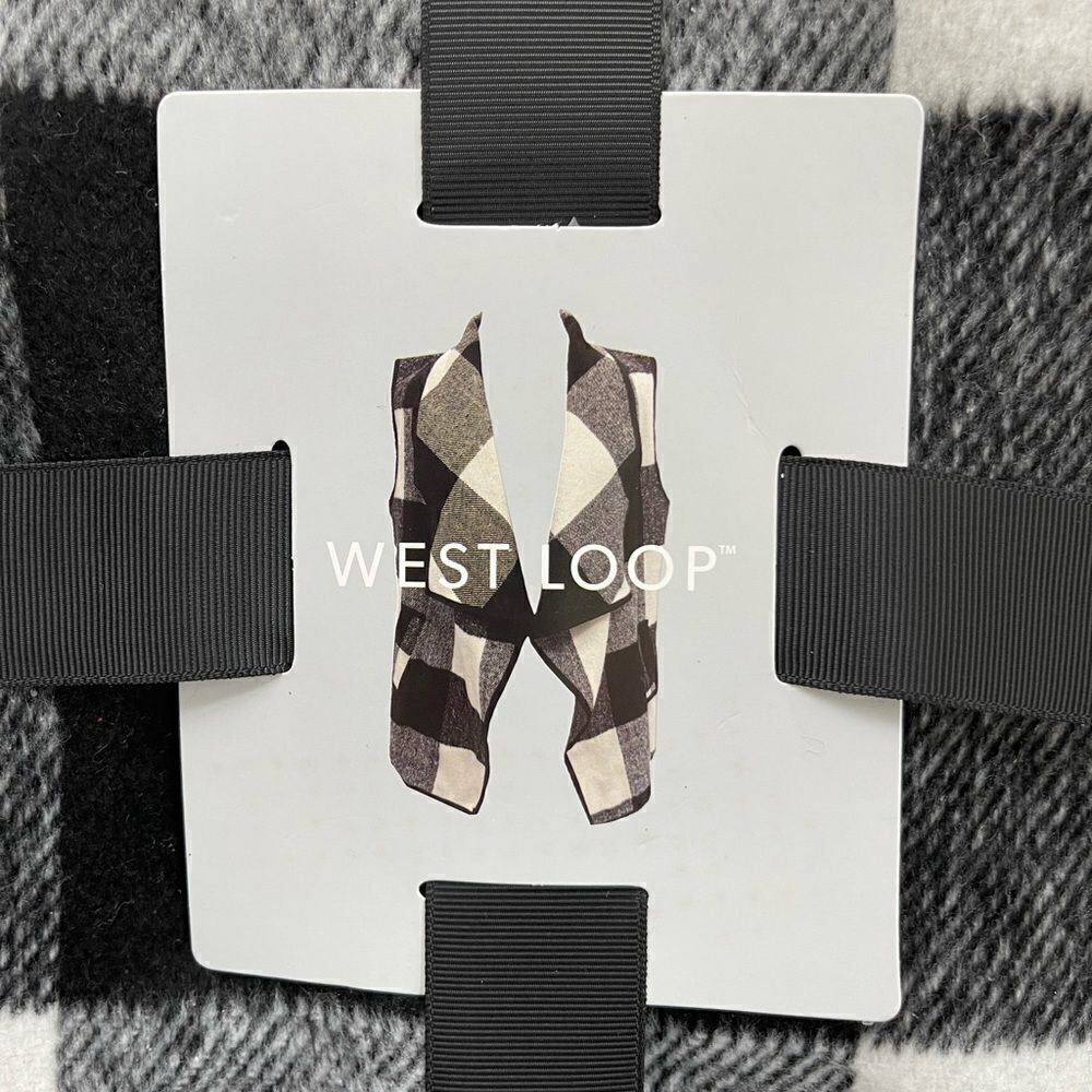 WEST LOOP Women’s One Size Black White Buffalo Check Plaid Vest NWT